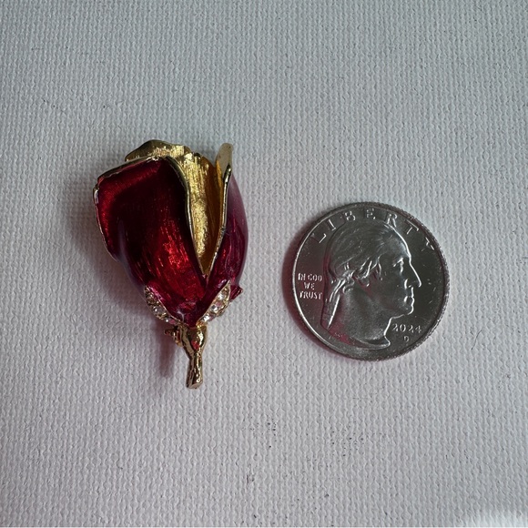 Jewelry - Brooch Red and Gold Rose Pin